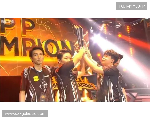 TGLTN战队在绝地求生赛事中夺冠背后的策略与团队协作解析 TGLTN战队在绝地求生赛事中夺冠背后的策略与团队协作解析