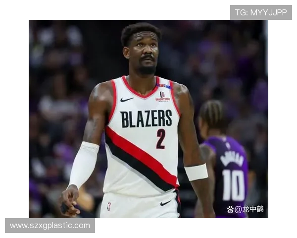 火箭与活塞激战正酣NBA赛场精彩对决引发球迷热议 火箭与活塞激战正酣NBA赛场精彩对决引发球迷热议